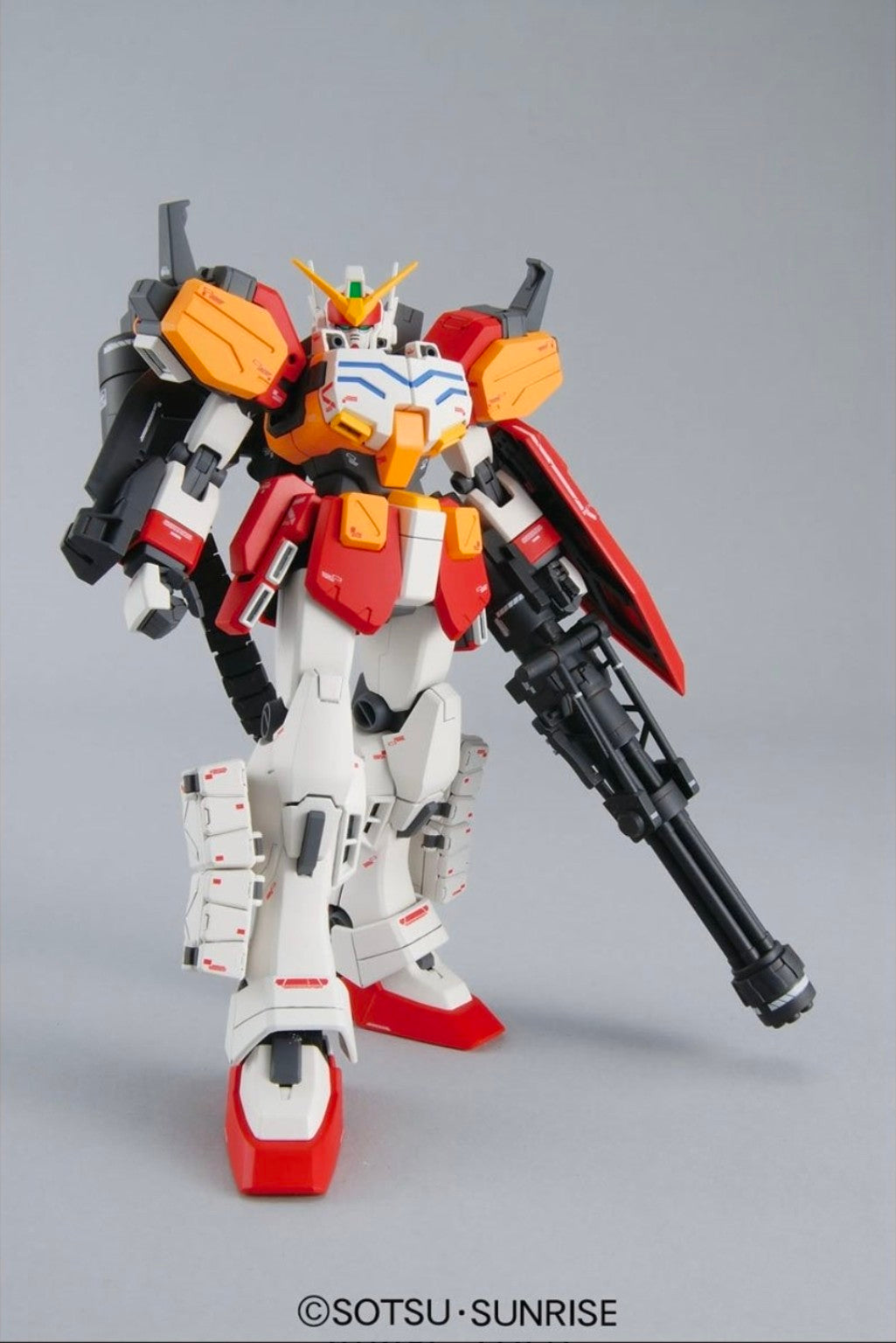 Gundam Heavyarms Master Grade model kit accessories and weapons