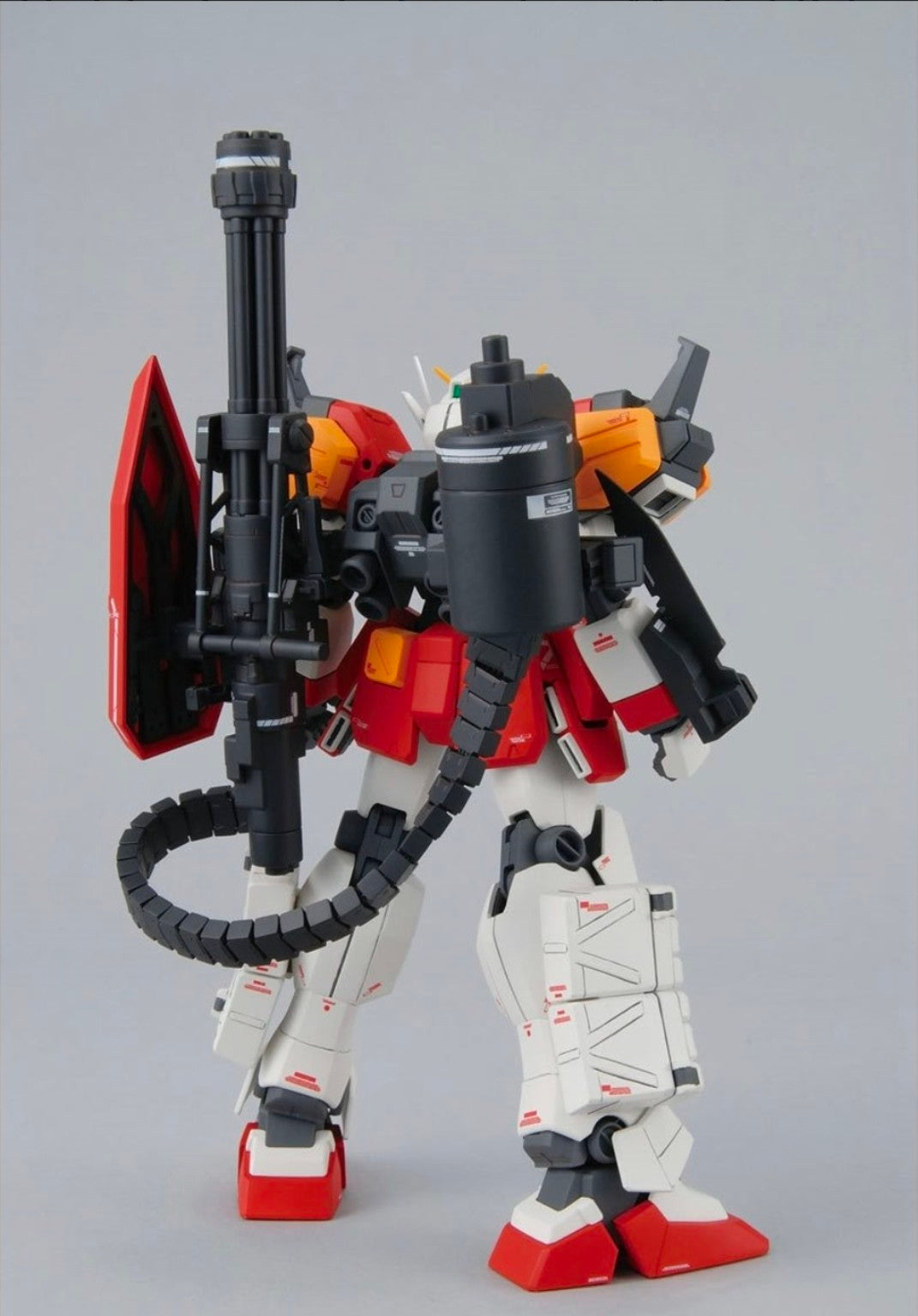 Gundam Heavyarms Master Grade back view with weapons